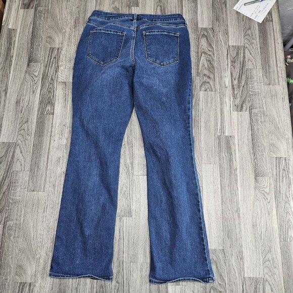 Old Navy Jeans Womens 14 Blue Mid Rise Kicker Boot Cut Stretch Denim Casual - Picture 2 of 11